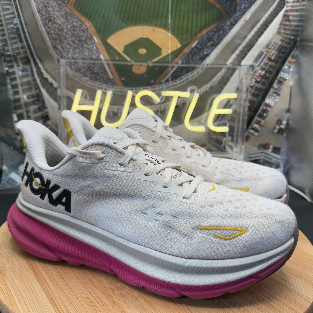 HOKA One One Women’s Clifton 9 'Eggnog Blanc De Blanc' Size 8.5B